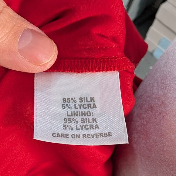 St. John Evening Silk Palazzo Pants in True Red - Picture 5 of 7